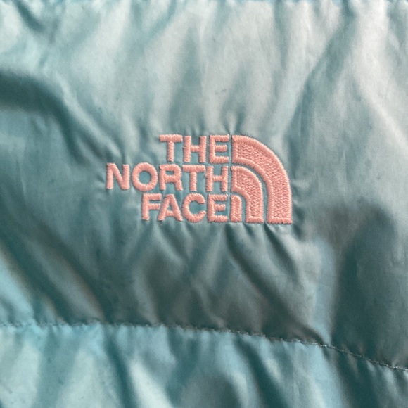 Girls North Face Down Puffer Jacket - Picture 3 of 7